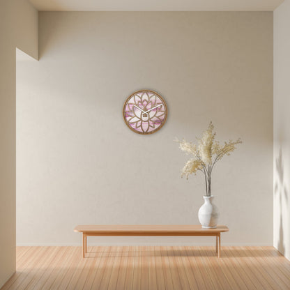 Roze houten wandklok van 40cm met stille uurwerk, ontworpen door NeXtime Clocks, model "Lotus".