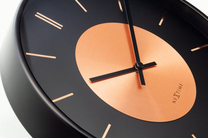 NeXtime Retro II wall clock, 25cm metal design with silent movement, vintage style for modern home decor.