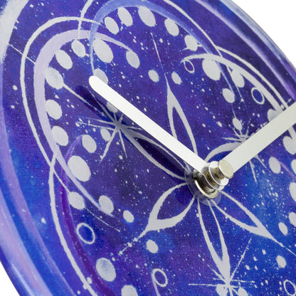 NeXtime Clocks Cosmo Indigo tafelklok van 20 cm met stil uurwerk, temper glass en modern ontwerp op tafel of muur.