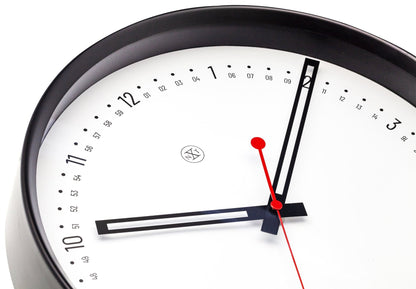 Wanduhr - 30 cm - Kunststoff - 'Schweden'